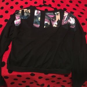 Pink crop top long sleeve